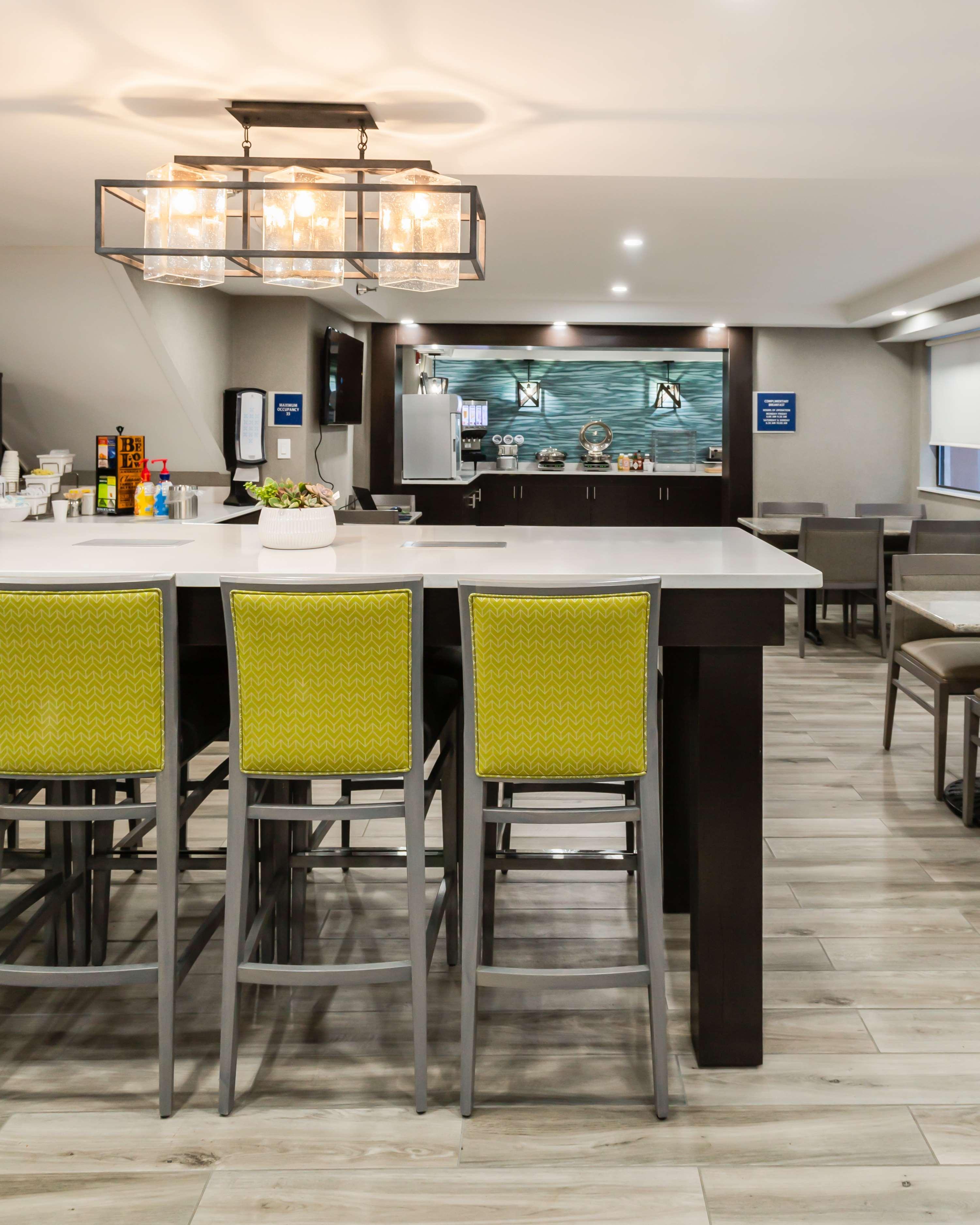 Best Western West Lebanon-Hanover Exterior photo