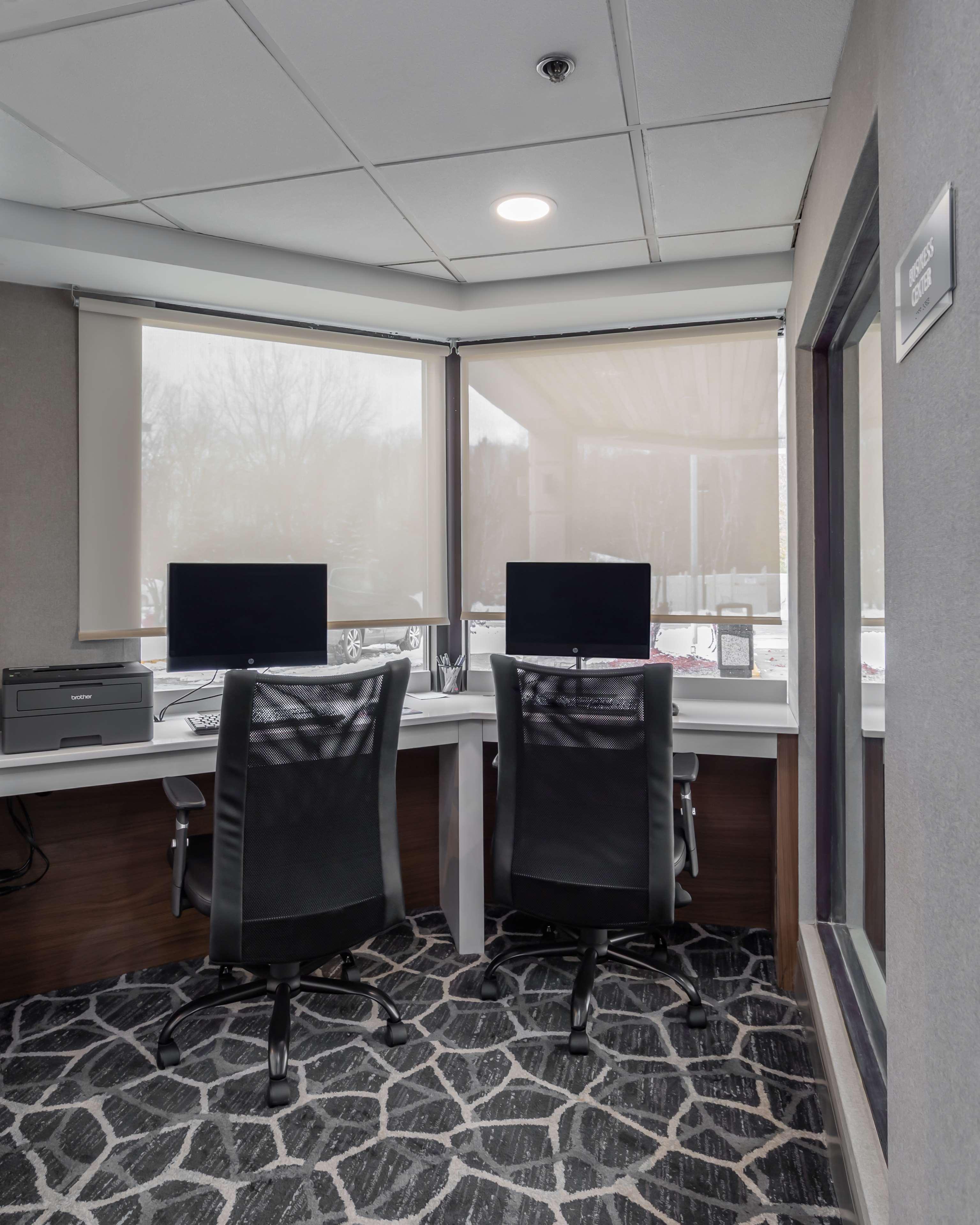 Best Western West Lebanon-Hanover Exterior photo