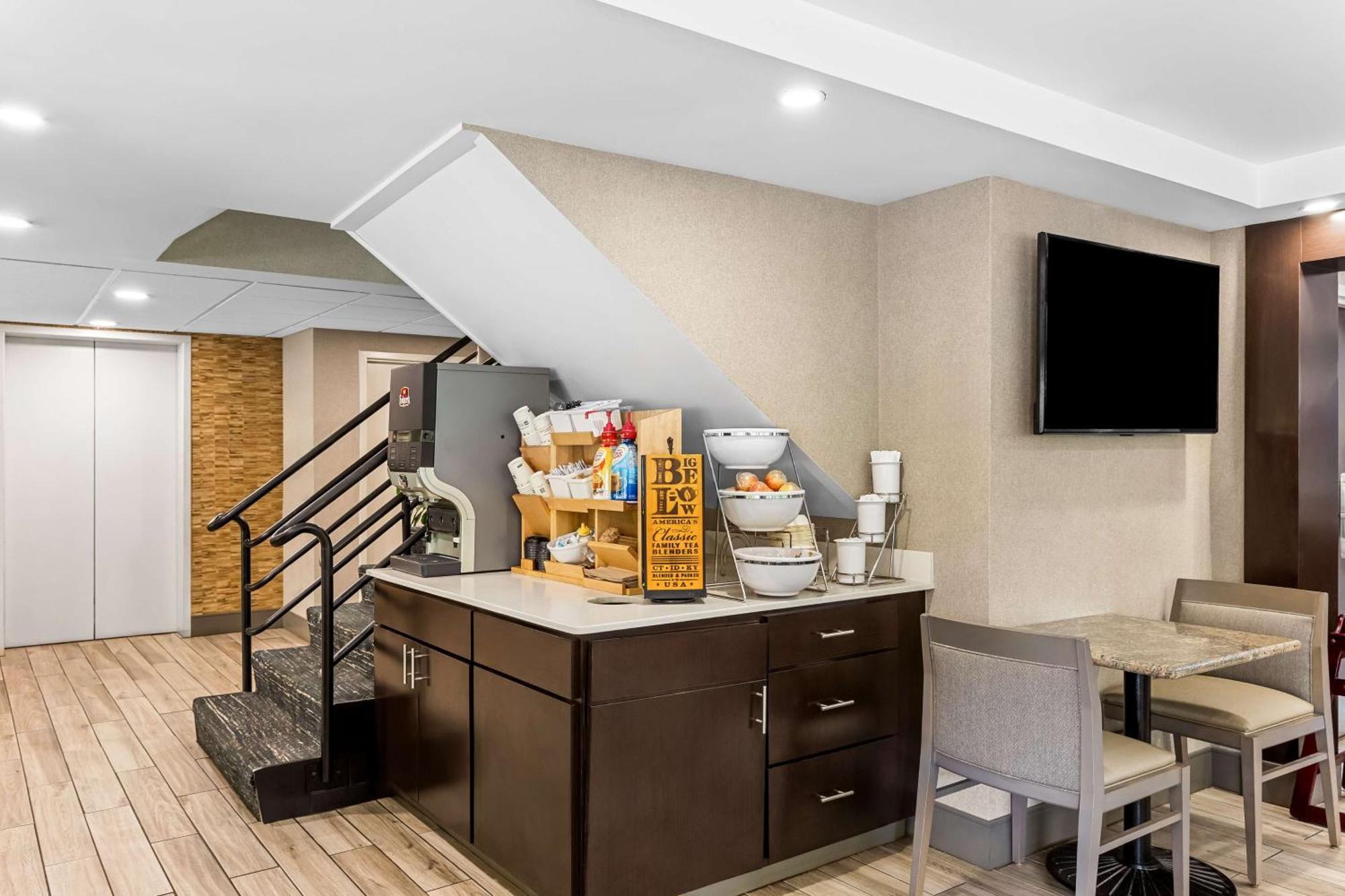 Best Western West Lebanon-Hanover Exterior photo